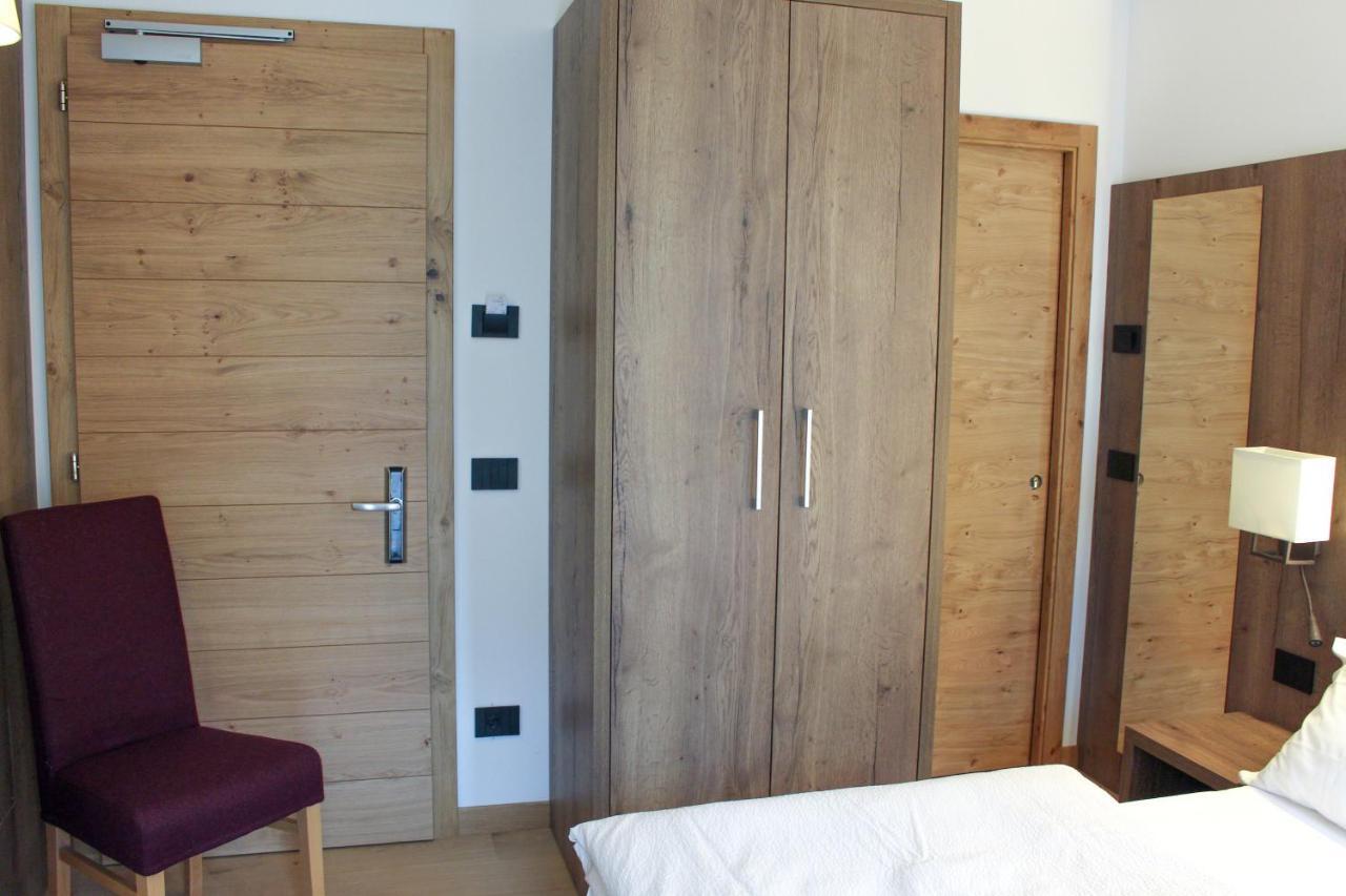 Edelweiss Alpine Nature Pinzolo Exterior foto